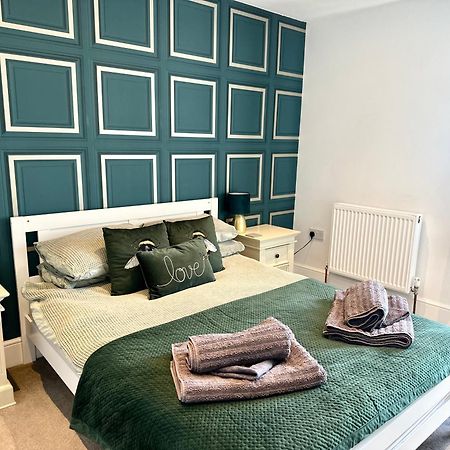 Alsager Town Centre Apartment Exterior photo